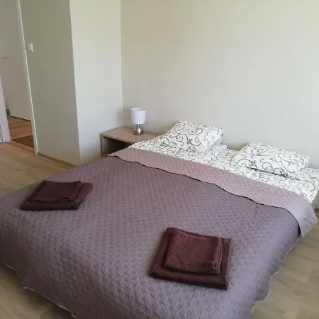 Apartamento Kaevu 5 Guest Pärnu
