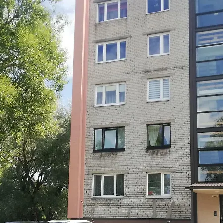 Apartamento Kaevu 5 Guest *